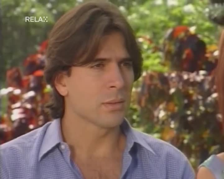 Barvy lásky (Carita pintada) 999 Diego a Aurora romantické scény seriálu.mp4