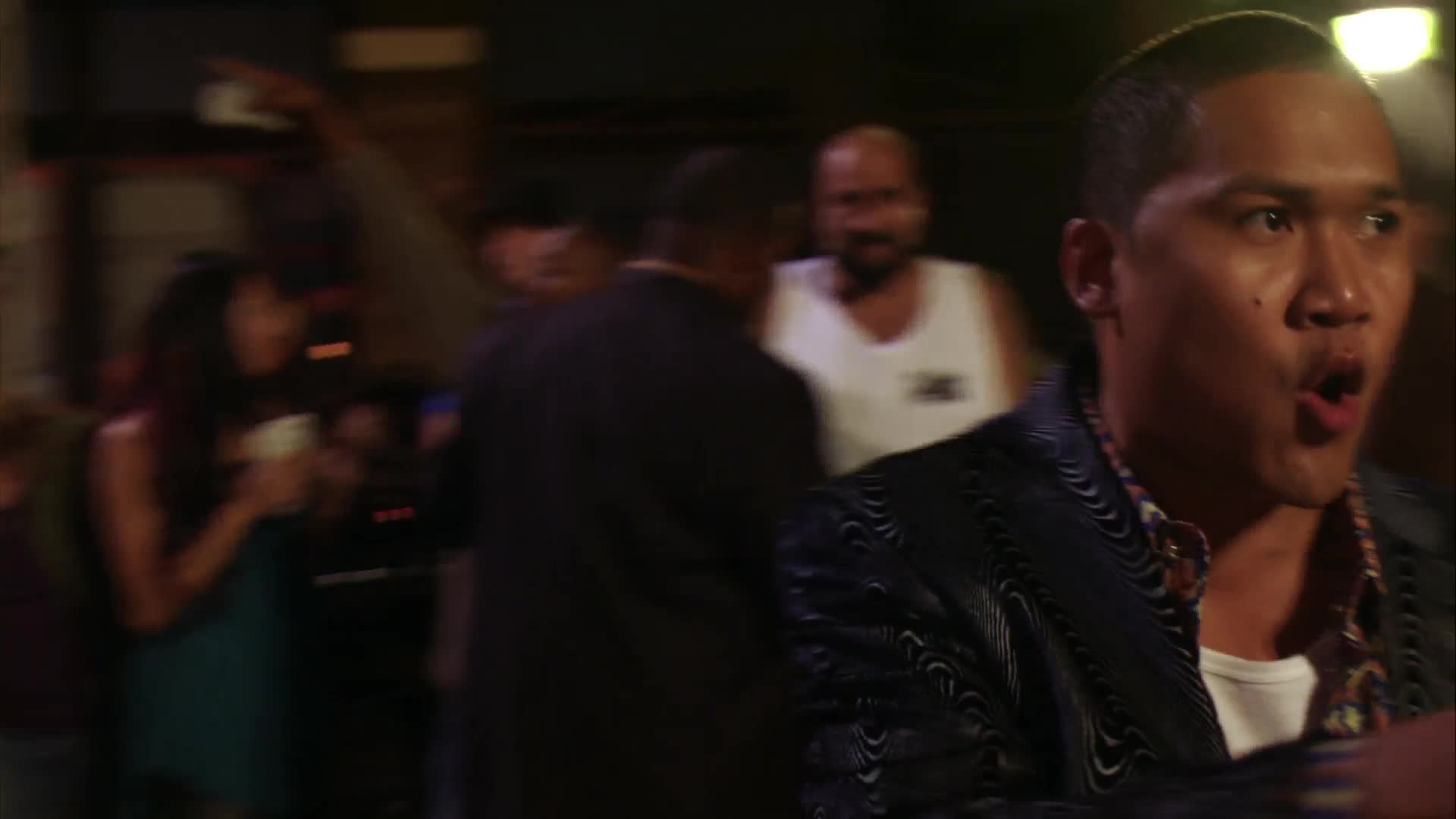 Krv a kosť Blood and Bone (Michael Jai White,Julian Sands,Eamonn Walker 2009 Akční Drama Bdrip 1080p ) Cz dabing mkv