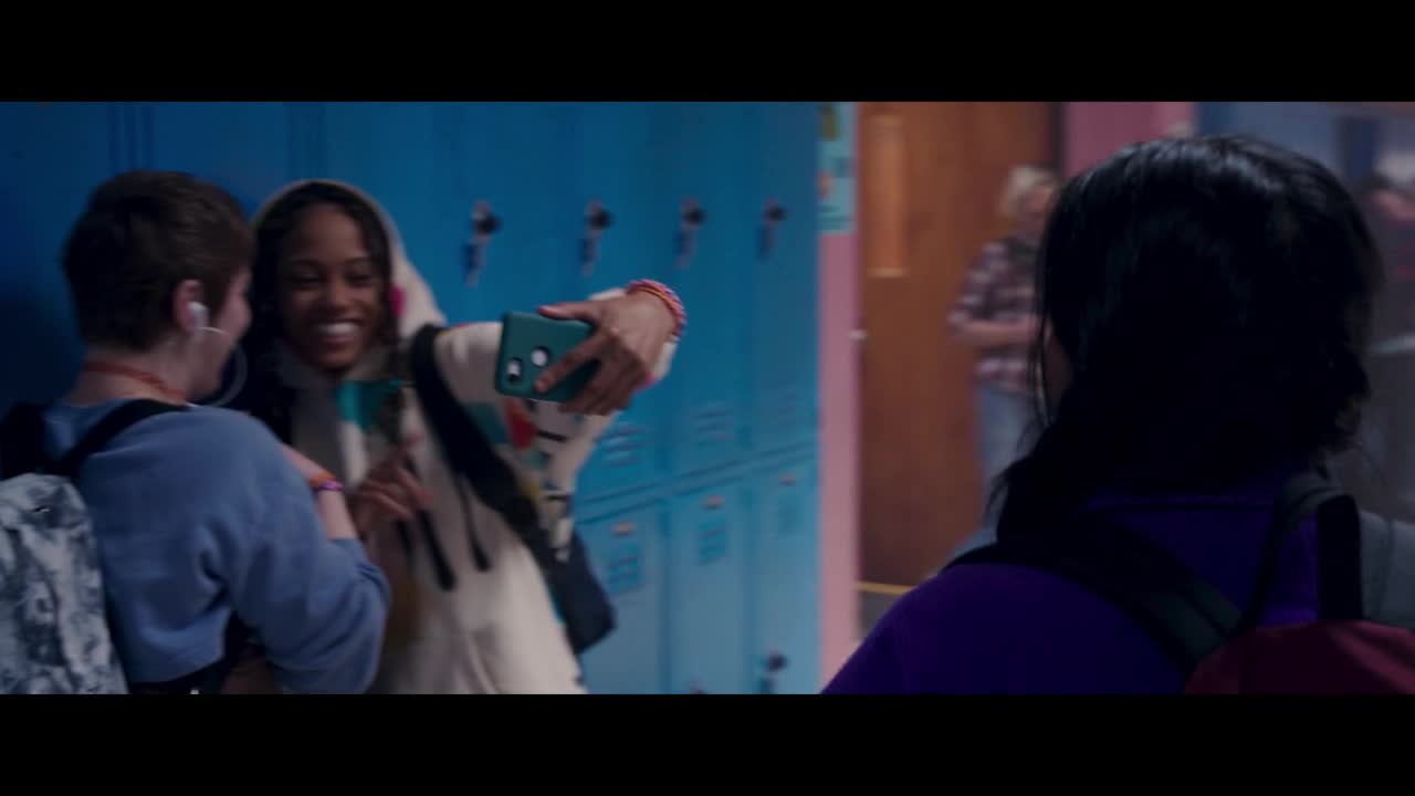 Ms Marvel S01E01 Trable mileniálů mkv