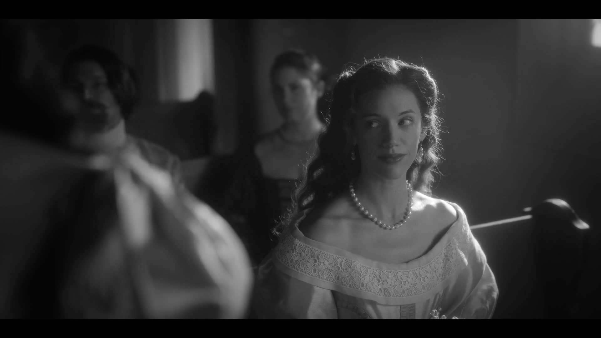 The Haunting Záhadné sídlo S02E08 Romance se starými róbami (2020) horor czdab mkv