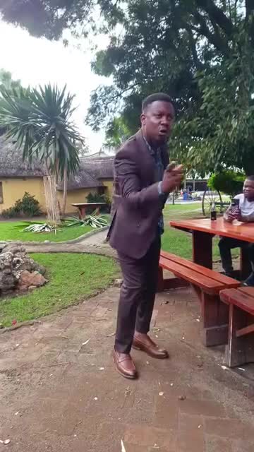 Ini hangu pazvinhu zvese ndakavenga Hupombwe ,Zvandakabirwa nemadzibaba vangu nehupomb Ini hangu pazvinhu zvese ndakavenga Hupombwe , Zvandakabirwa (360p) mp4