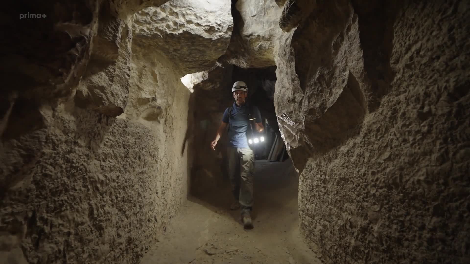 Uvnitr pyramid 3 Chufuova pyramida Tajemstvi tajnych komor (cz fr 1080p) mkv