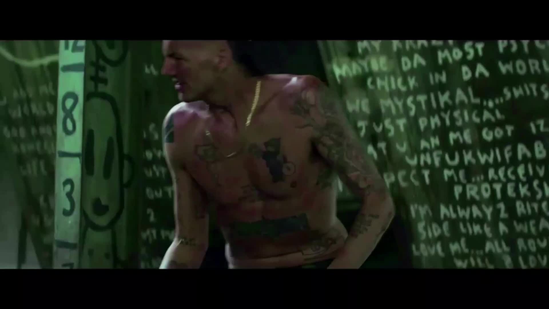 Chappie (Sharlto Copley,Dev Patel,Watkin Tudor Jones 2015 Sci Fi Akční Krimi Thriller Drama Bdrip 1080p ) Sk dabing mp4