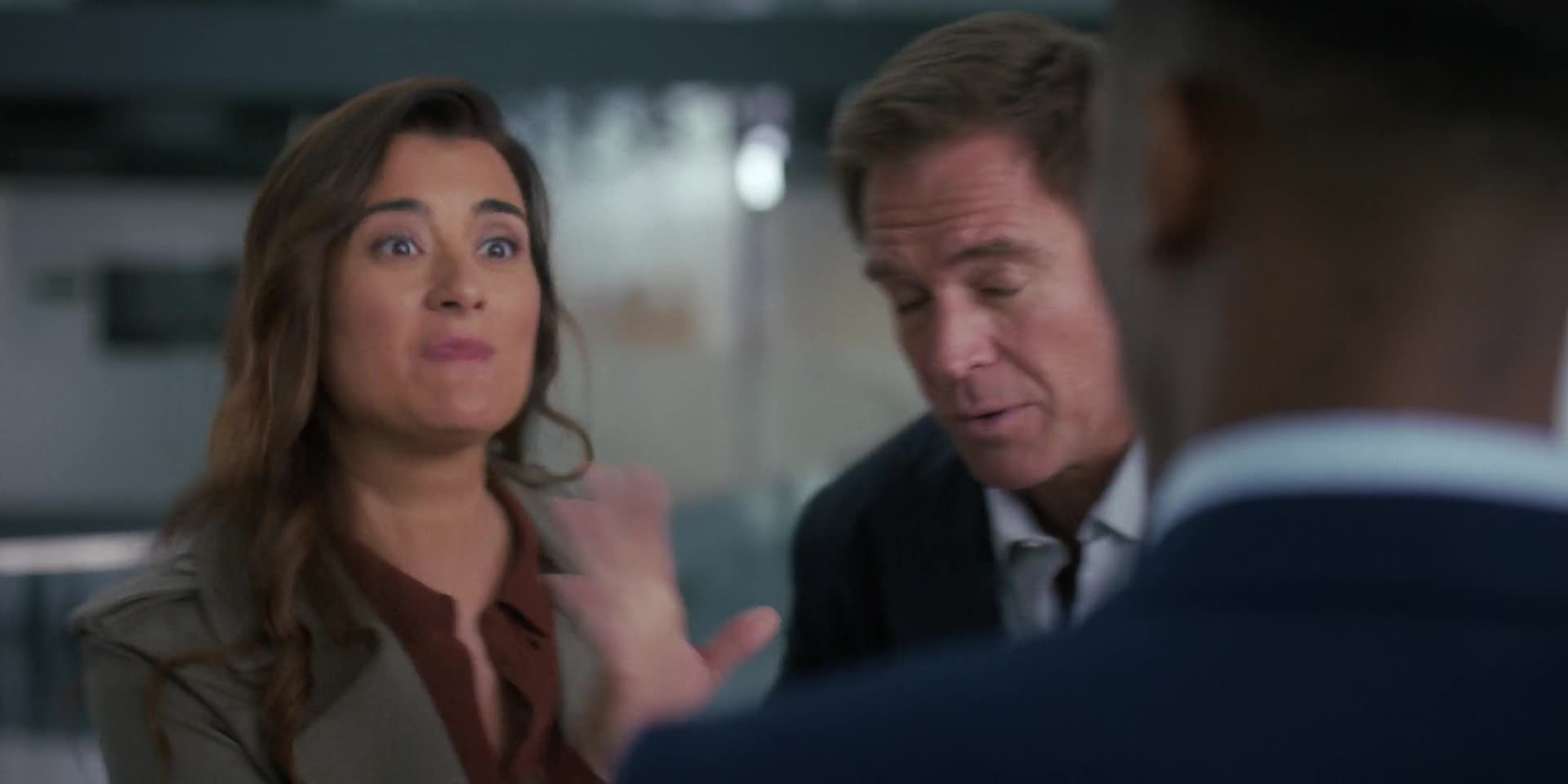 NCSI Tony and Ziva 2025 S01E03 [ENG1080p] mp4