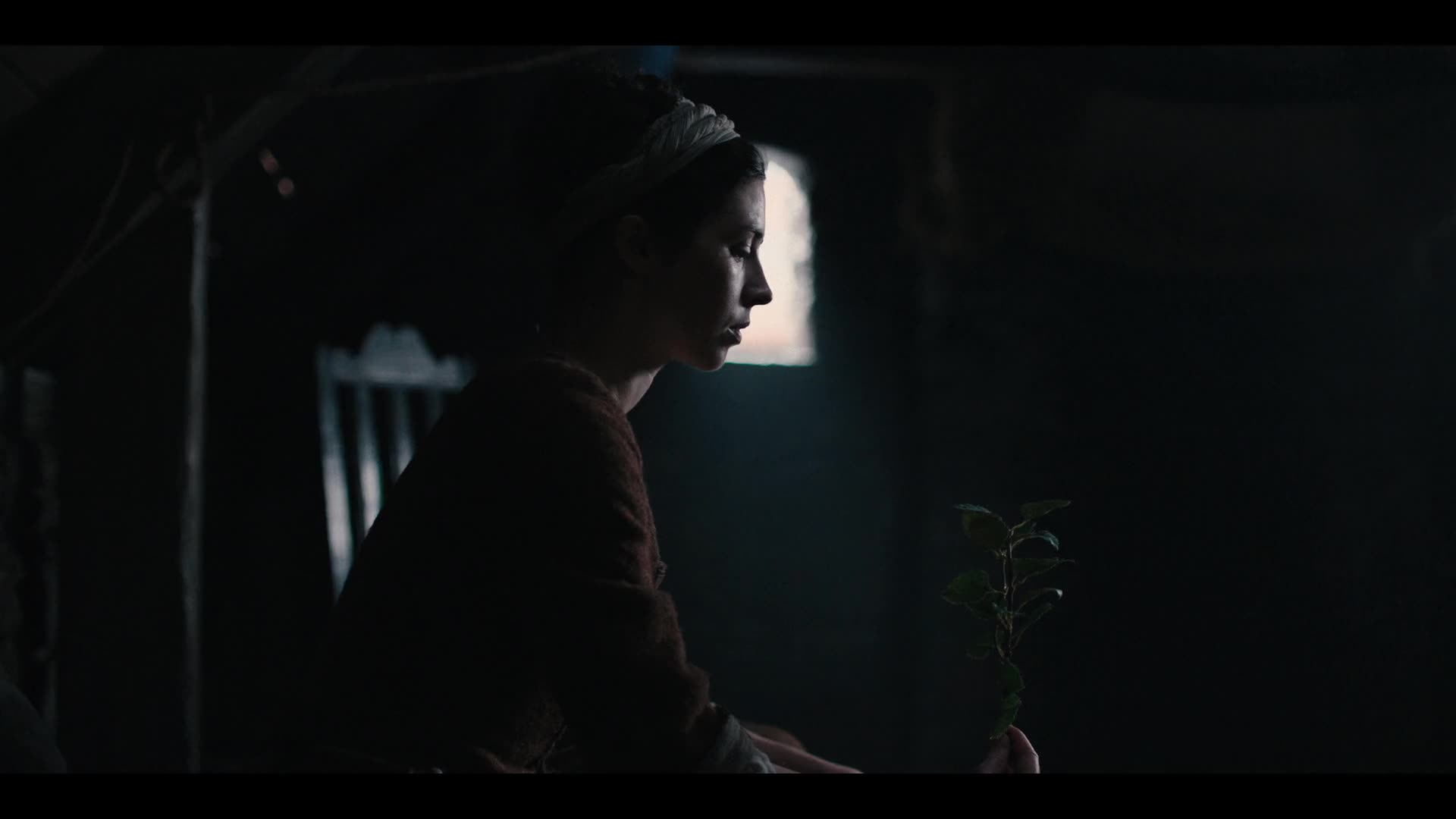 Cizinka: Krev mé krve S01E04 CZ dabing HD 1080p mkv