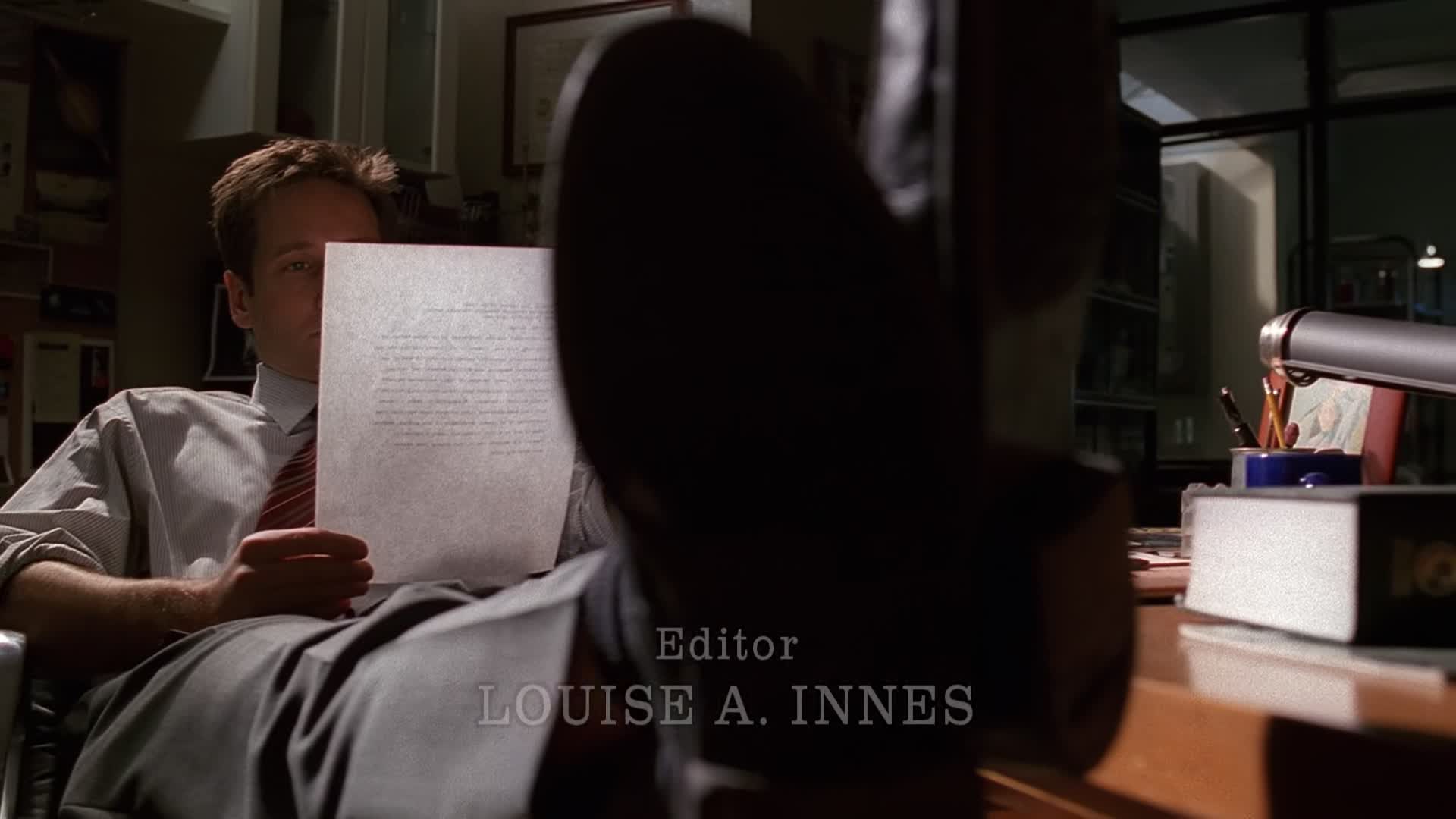 Akta X S07E15 22 1999 CZ dab Jako přátelé mkv