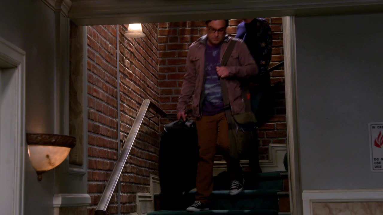 Teorie velkého třesku S08E22 24 2014 CZ dab 1080p Improvizace se slavnostním projevem mkv