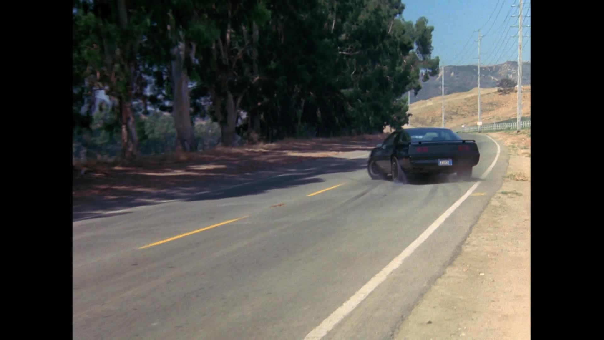 Knight Rider S01E03 22 1982 CZ dab 1080p Smrtící manévry mp4