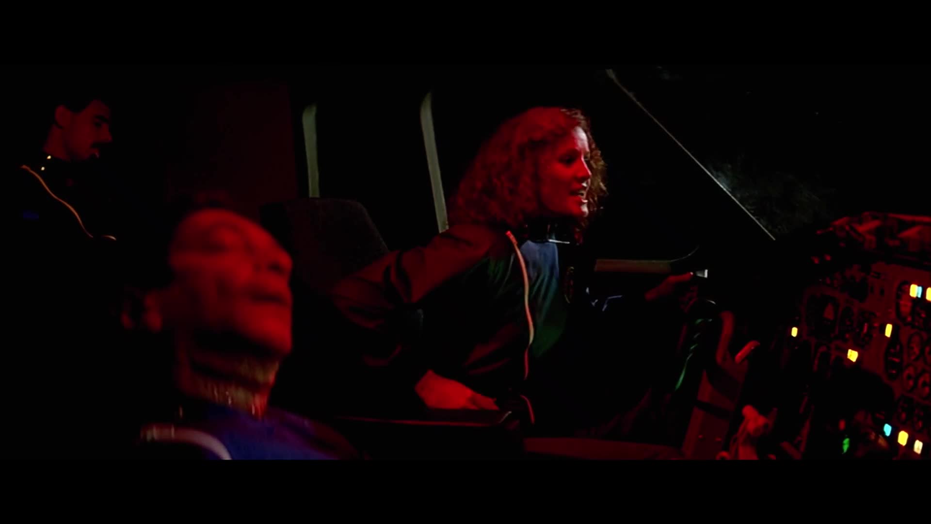 Útěk z New Yorku (Kurt Russell, Lee Van Cleef, Ernest Borgnine 1981 Akční Dobrodružný Sci Fi Thriller Dvdrip 1080p ) Cz dabing+cz title mkv