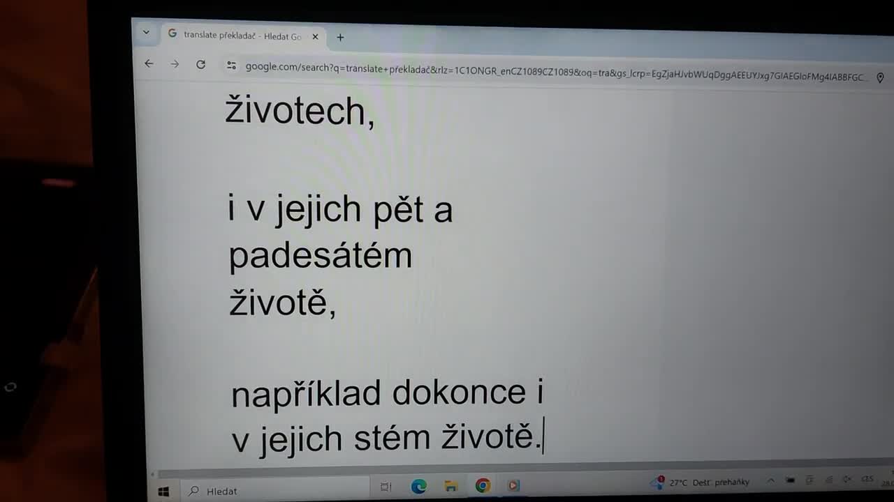 28 6 2024 princezna Marianka čte vysvědčení 2007 se jménem Marianka 1 mp4