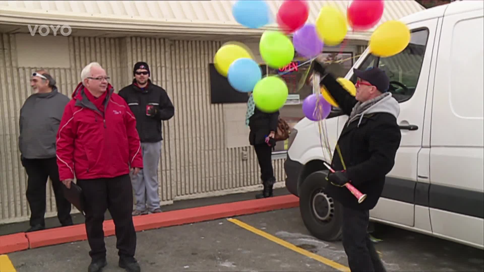 Válka skladů Kanada S02E30 36 2015 CZ dab 1080p Párty pro jednoho muže mp4