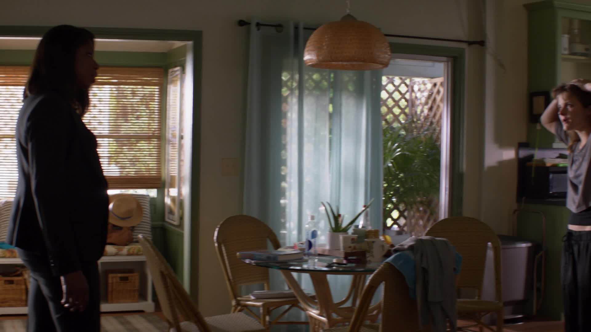 Animal Kingdom S01E06 10 2016 CZ dab 1080p Péče o děti mp4