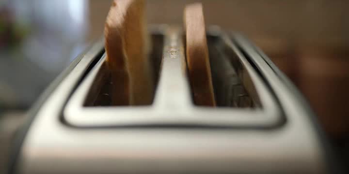 Dívka a moře 2023 CZ dab 360p avi