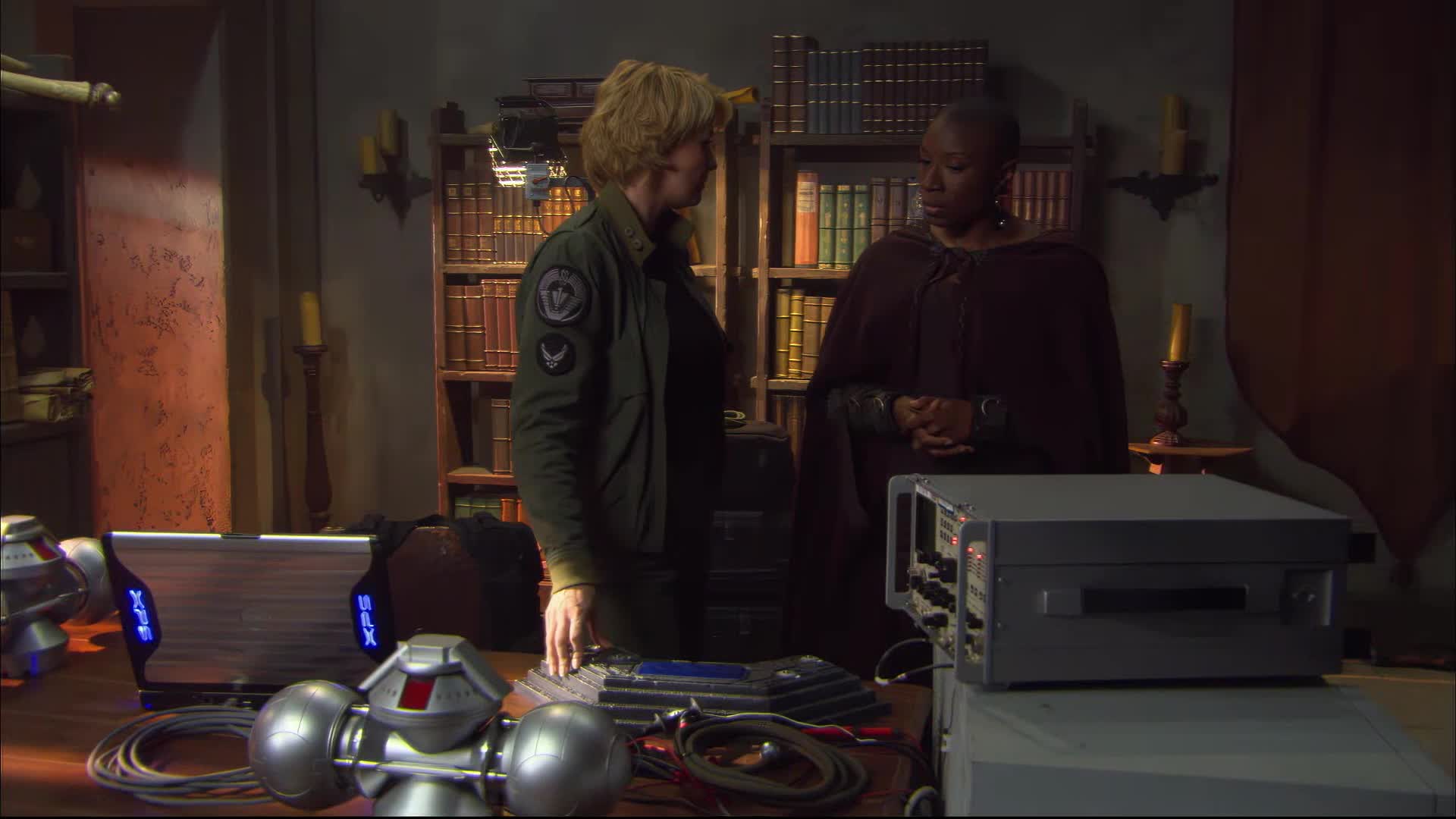 Stargate SG 1 S10E12 Line in the Sand mkv