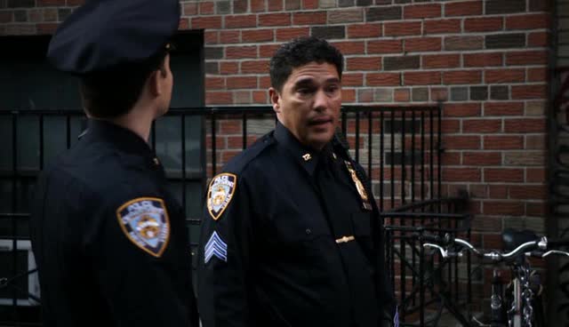 Spravedlnost v krvi (Blue Bloods) 01x04 Ve vlastních řadách avi