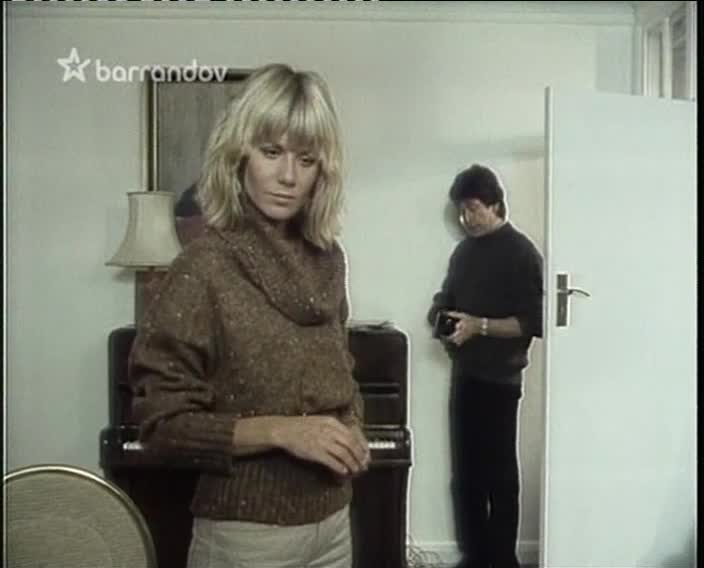 DempseyMakepeacová 02 09 Muž v červeném kabátě CZ[] mp4