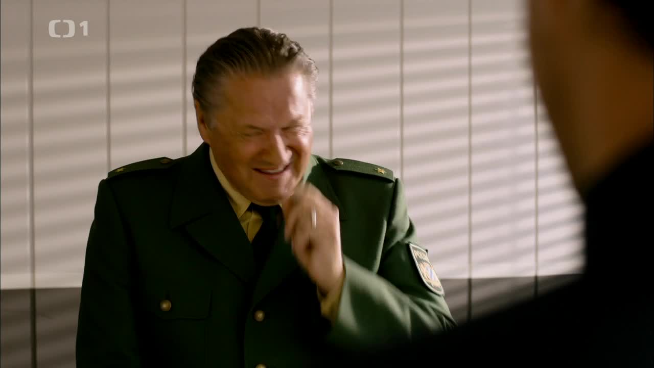 Hubert a Staller 3x04 Mnoho větru pro nic mp4