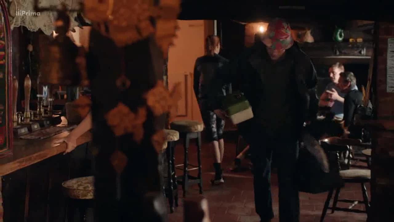 Vraždy v Midsomeru s21 126 Jezerní tajemství mp4