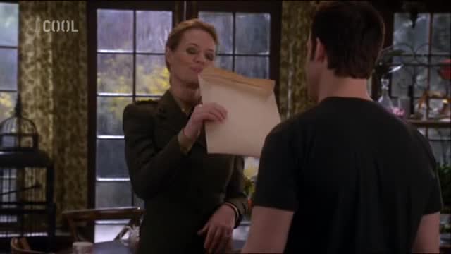 Skladiste (Warehouse) 13 S03E04 Vceli kralovna (sci fi serial) CZ pep avi