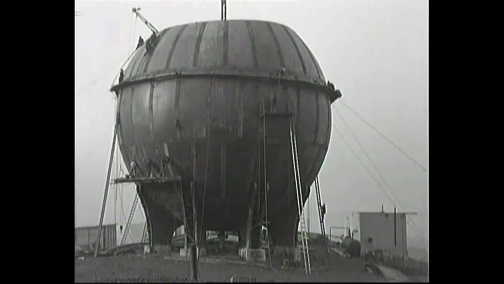 Hledání ztraceného času O dvou pražských plynojemech (1) mkv