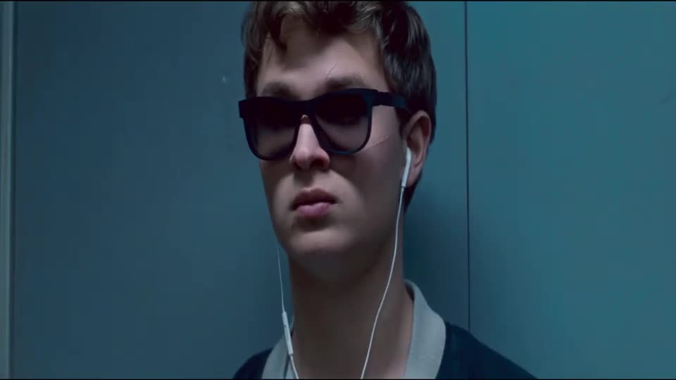 Baby Driver (Ansel Elgort,Lily James,Kevin Spacey 2017 Akční Hudební Krimi Thriller Bdrip 1080p ) Cz dabing+cz titulky mp4