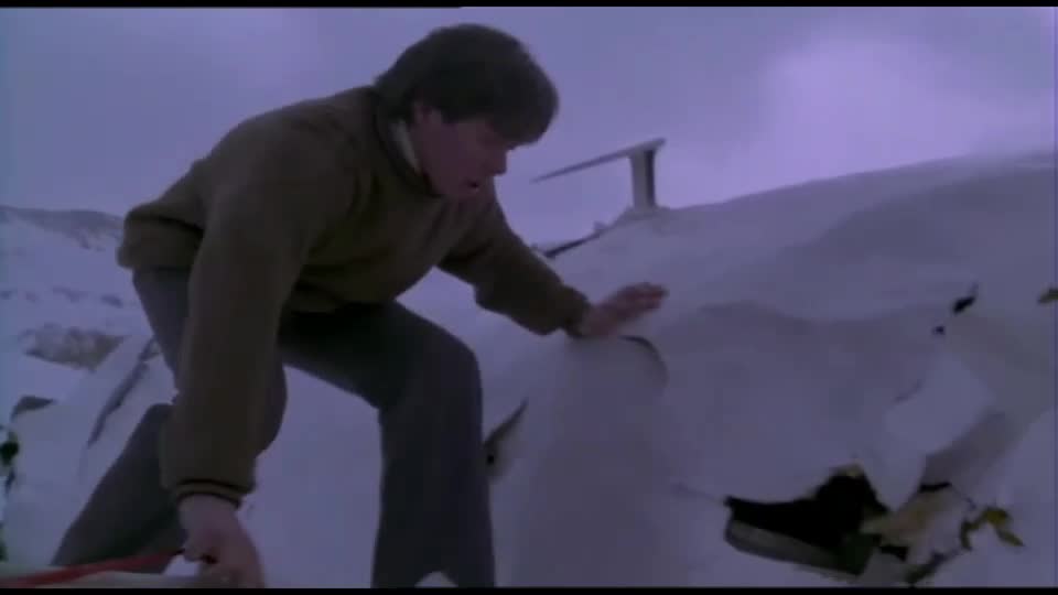 Přežít (Ethan Hawke,Vincent Spano,Josh Hamilton 1993 Drama Akční Dobrodružný Thriller Bdrip 1080p ) Cz dabing mp4