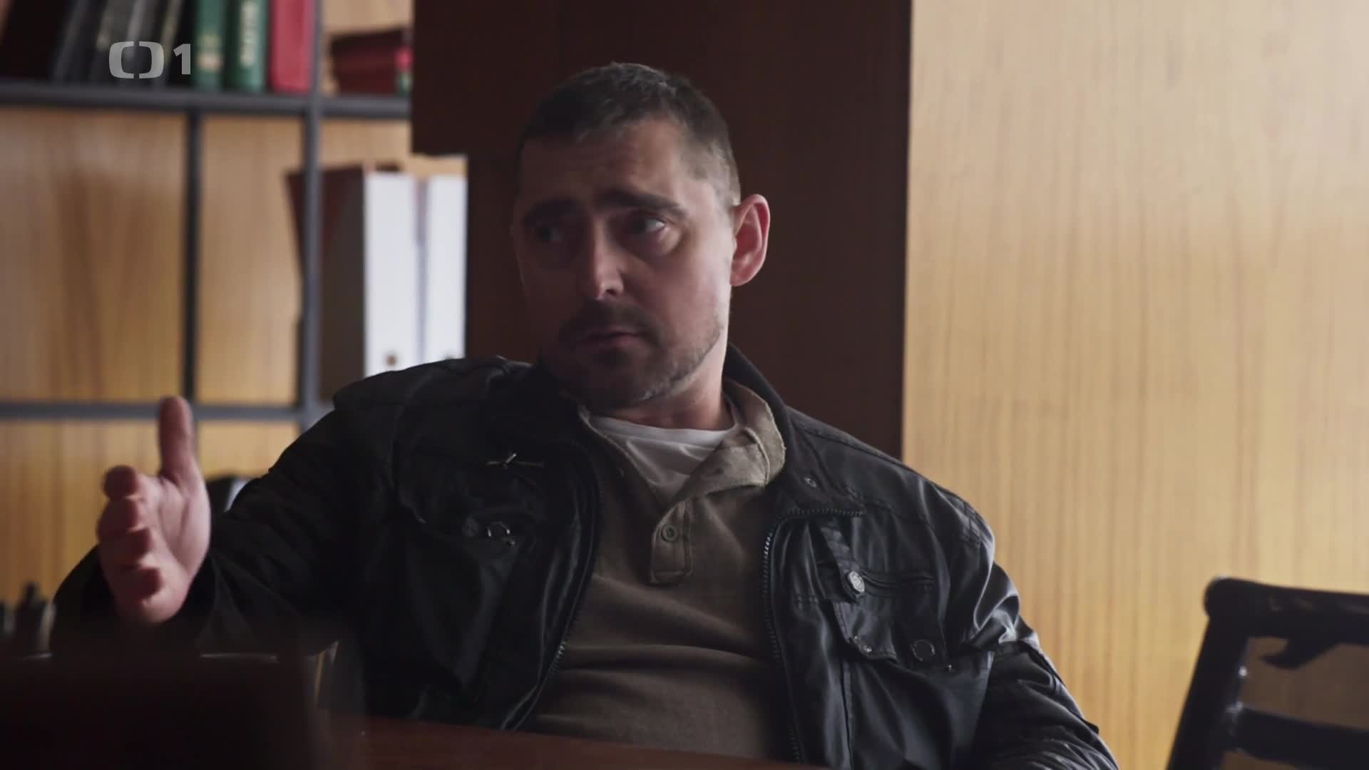 Stíny v mlze S01E09 243 mkv