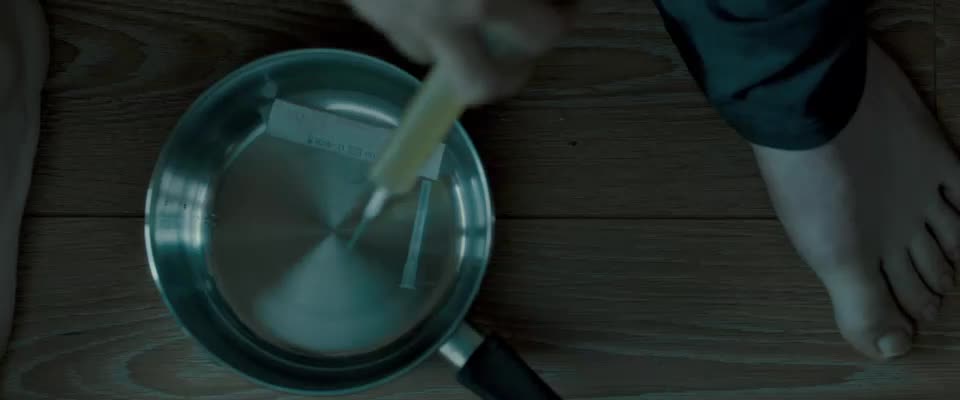 Chceš pěstí (James McAvoy,Mark Strong,Andrea Riseborough 2013 Akční Thriller Krimi Dobrodružný Bdrip 1080p ) Cz dabing mp4