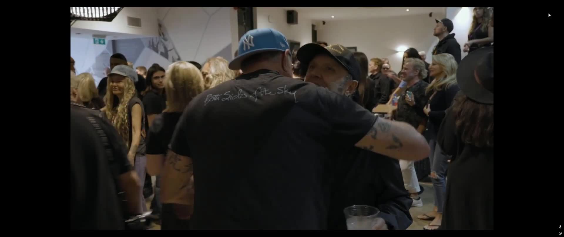 Ozzy Back to Beginning Back Stage mp4