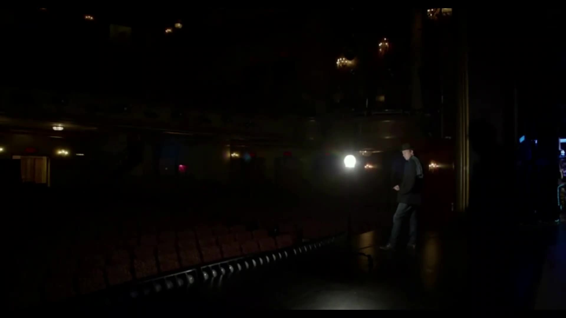 Birdman (Michael Keaton, Emma Stone, Zach Galifianakis, Naomi Watts 2014 Drama Komedie Dvdrip 1080p ) Cz dabing mp4
