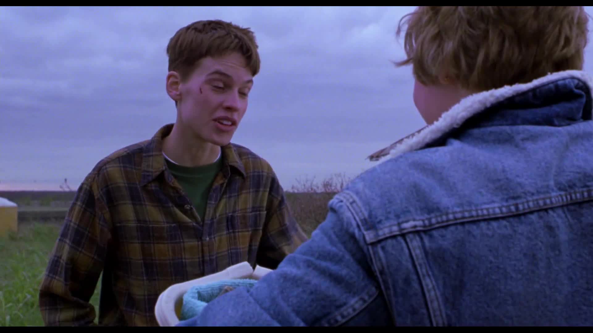 Kluci nepláčou (Hilary Swank, Chloë Sevigny, Peter Sarsgaard 1999 Krimi Drama Romantický HD) Sk dabing mkv