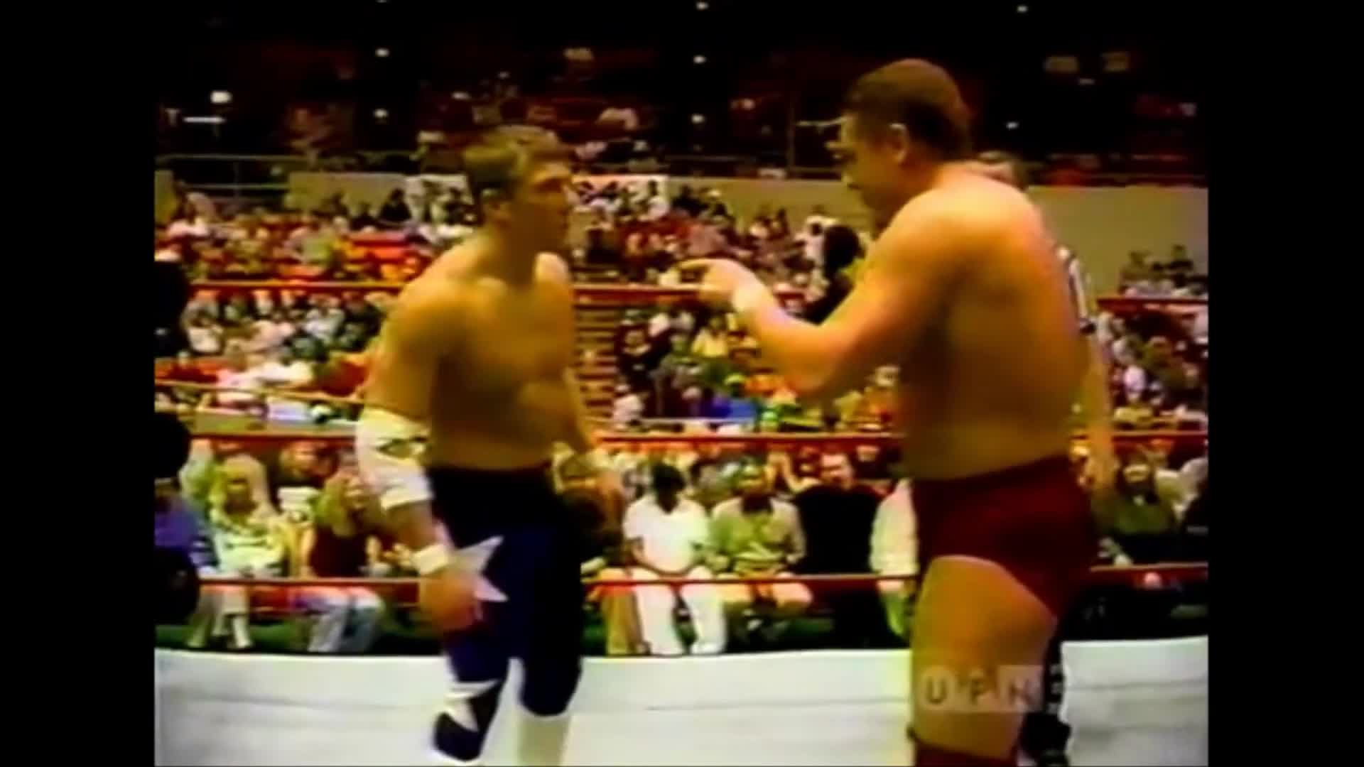 William Regal vs American Dragon (Bryan Danielson) (18 04 2001) mp4