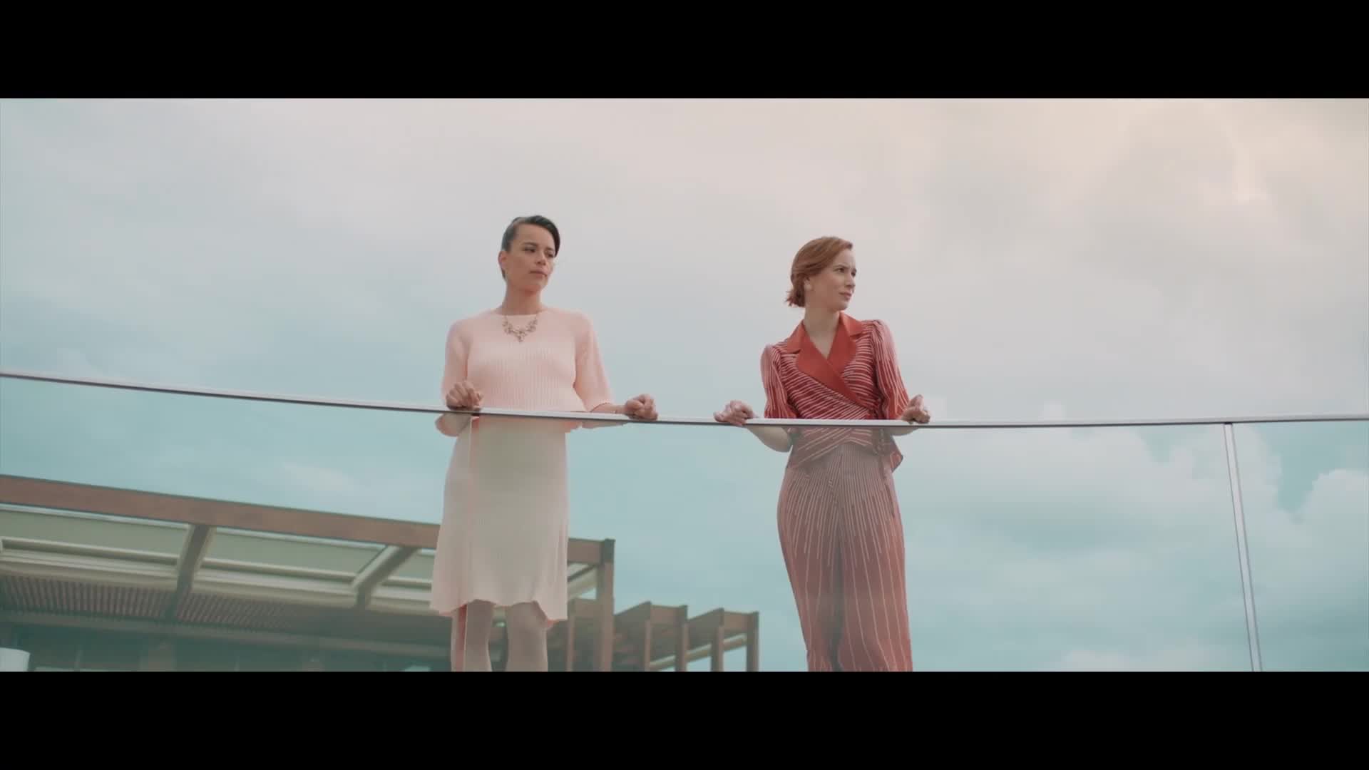 Šťastný nový rok 2 {2021} romantický, komedie AAC 5 1 1080p mkv