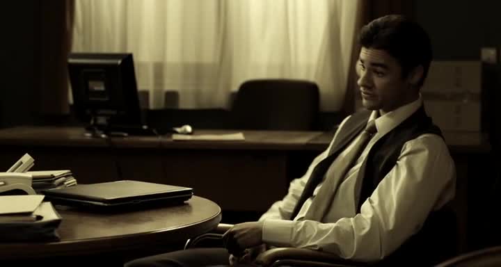 Nájemní zabijáci (Jean Claude Van Damme, Scott Adkins, Valentin Teodosiu 2011 Akční Thriller Drama Bdrip 1080p ) Cz dabing mkv