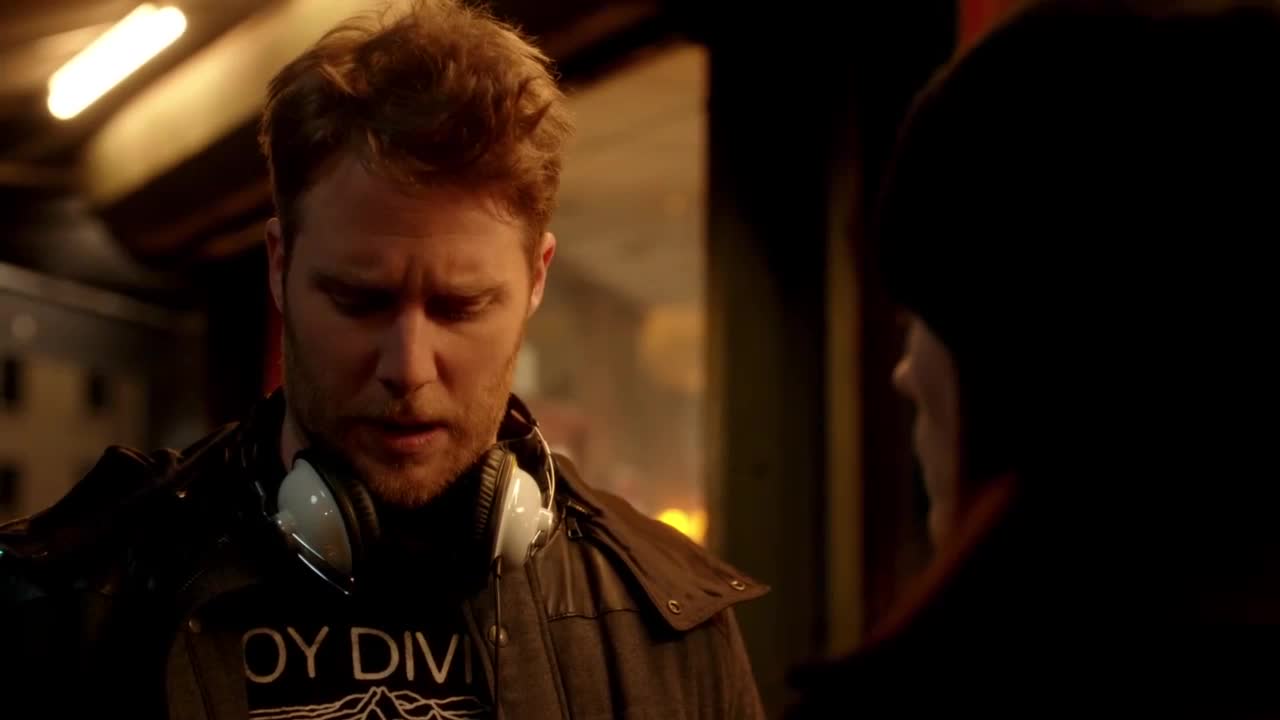 Všemocný S01E17 22 2015 CZ dab 720p Blízká setkání mp4