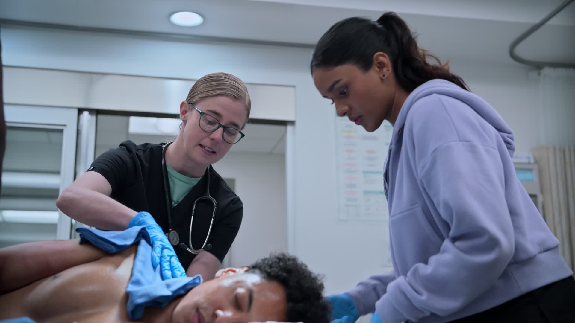 Urgent   The Pitt S02E03 CZ dabing HD 1080p mkv