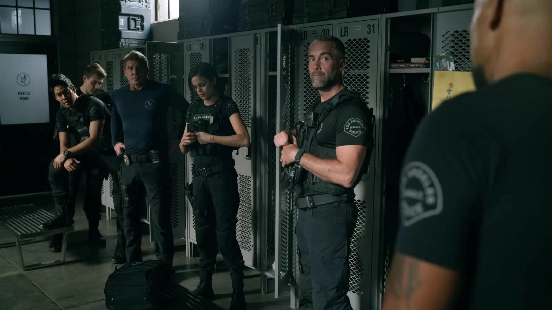 S W A T S03E03 Falešný prachy mp4