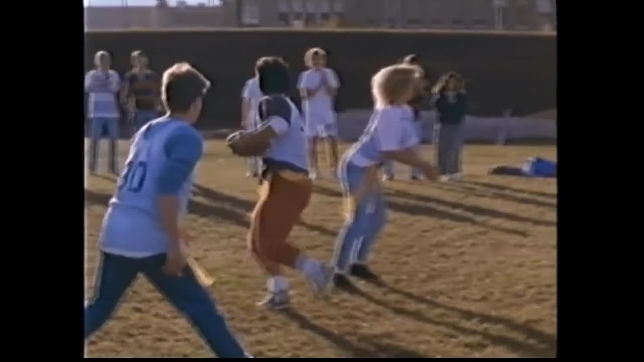 Dream Machine (1991) compilation Barry Davis (Corey Haim), Robin Marchbanks (Brittney Lewis) 1983 Porsche 911 SC Cabrio.mp4