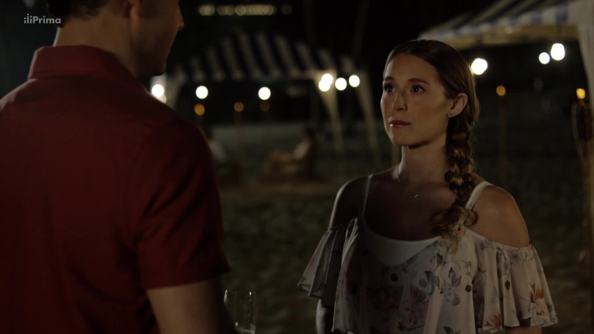 Svatba vzhůru nohama 2017 1080p WEB x264 CZ sestřih romantické scény Jeremy Guilbaut a Alexa PenaVega.mkv