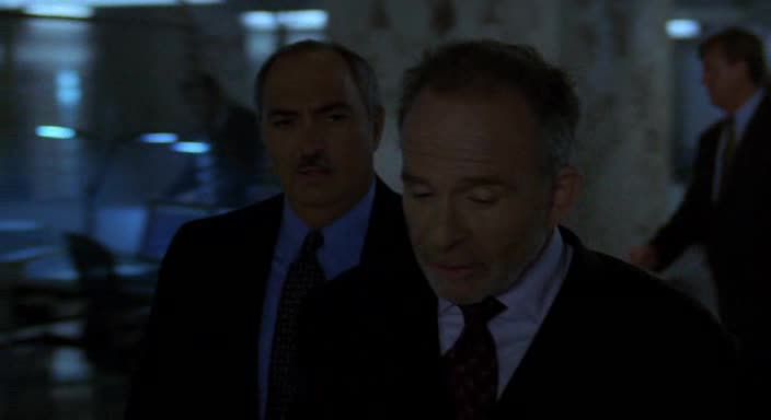 Alias S01E04 22 2001 CZ dabing 360p SD Zlomené srdce avi