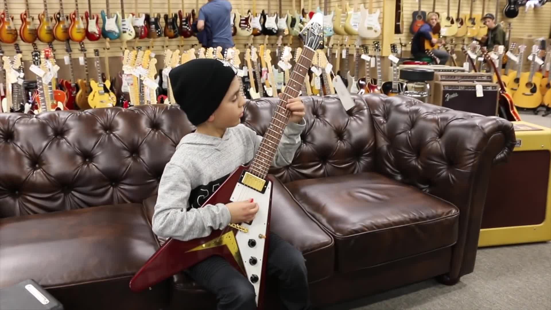 9 Year Old Jayden Tatasciore playing a Gibson Custom Shop Historic Flying V mp4