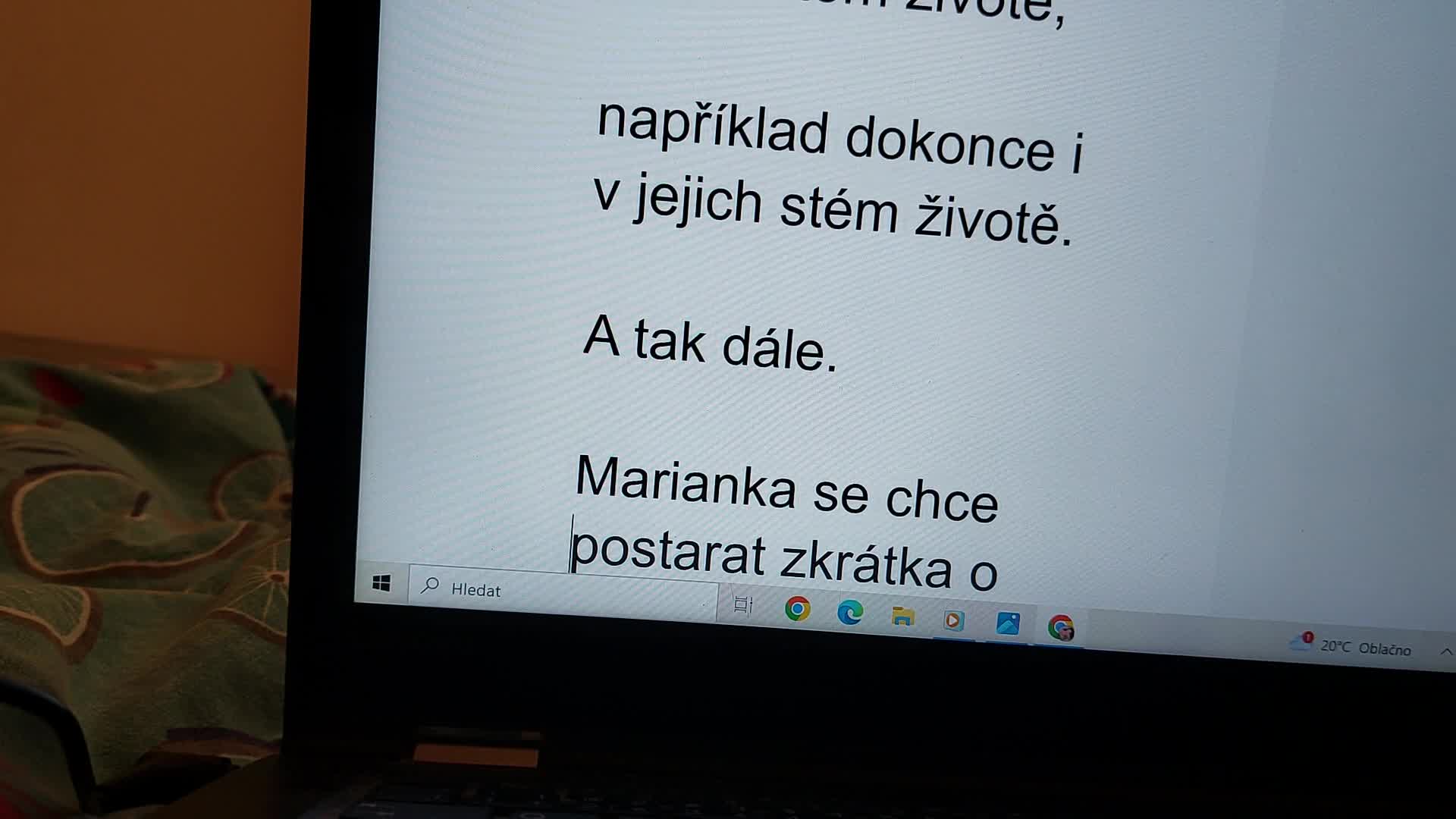 15 4 2025 princezna Marianka a překladač čte blog Carllita Veselé zážitky 2 od 11 do 21 mp4
