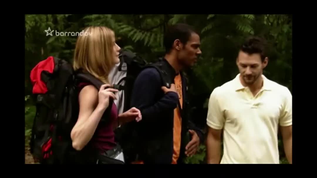 Smrtící déšť (Shawn Roberts,Sara Canning,Leslie Hope 2009 Katastrofický Drama Sci Fi Hdtvrip 1080p ) Cz dabing mp4