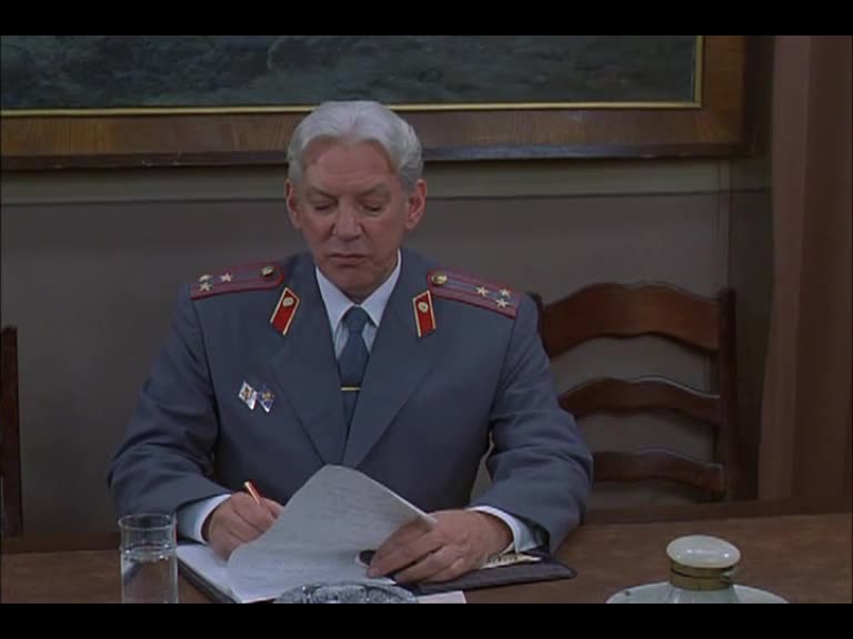 Občan X (Stephen Rea,Donald Sutherland,Max von Sydow 1995 Krimi Thriller Drama Životopisný Historický Bdrip 1080p ) Cz dabing avi