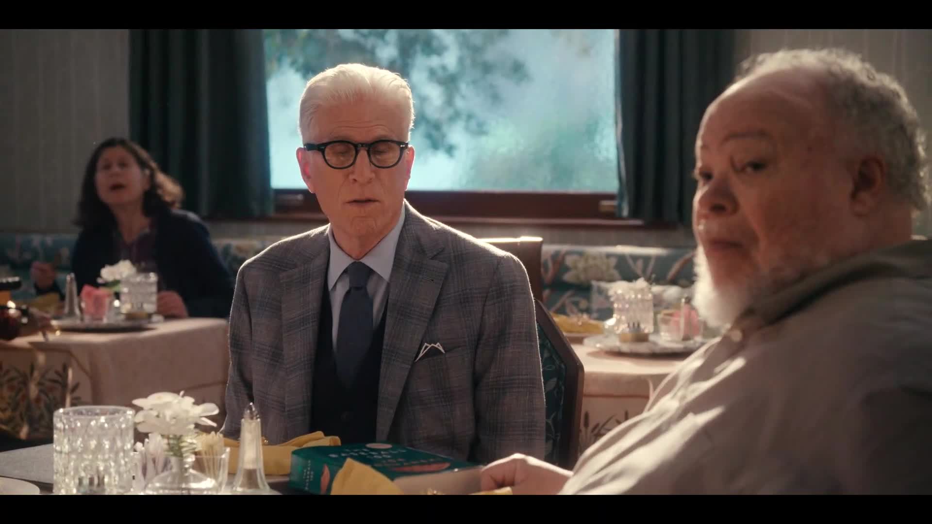 Stařík v utajení A Man on the Inside S01E06 Náš člověk v Sacramentu (2024) komedie krimi czdab mkv