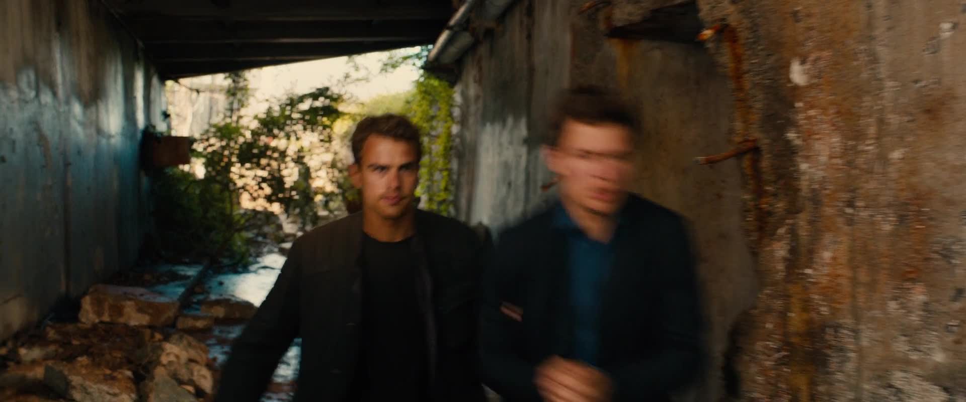Divergence 3 Aliance (Shailene Woodley, Theo James, Naomi Watts 2016 Dobrodružný Romantický Sci Fi Akční Bdrip 1080p ) Cz dabing mkv