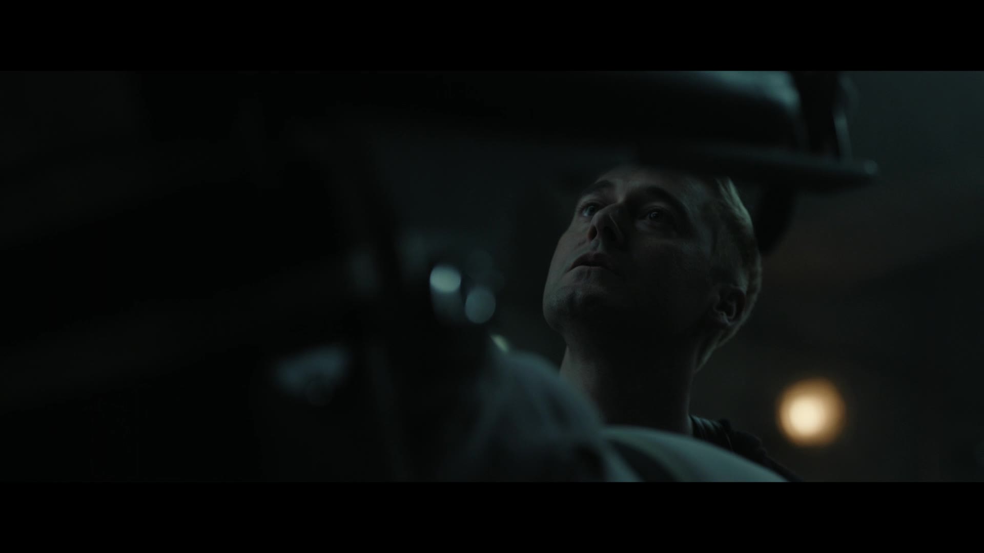 Cross S01E03 08 2024 CZ dab 1080p Dobrá kniha mp4