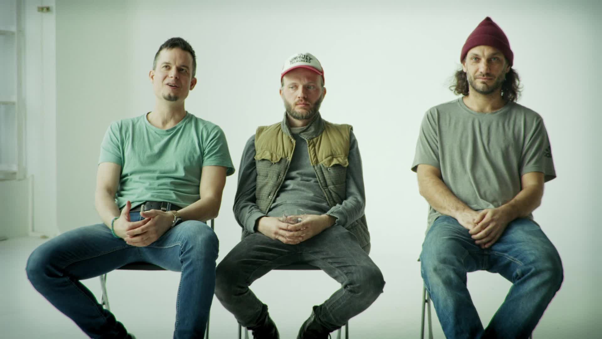 lowBUDGET S00E04 07 2024 CZ dab 1080p Bonusy Variabilní herec mp4