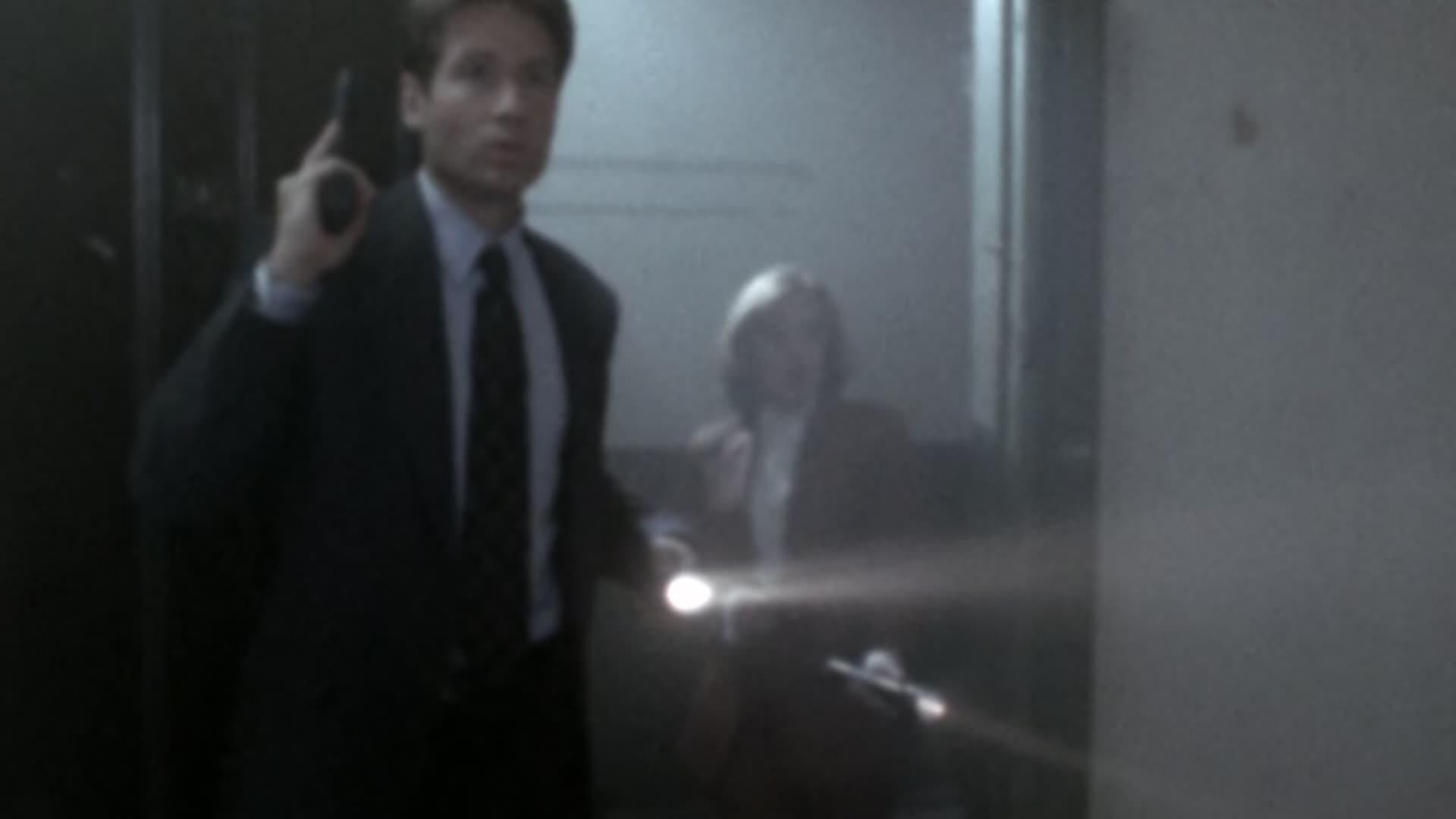 Akta X S02E13 25 1994 CZ dab Neodolatelné mkv