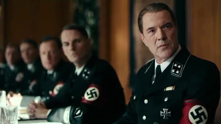 Nikdy neodvracej zrak (Tom Schilling, Sebastian Koch, Paula Beer 2018 Drama Thriller Historický Bdrip 1080p ) Cz dabing mp4